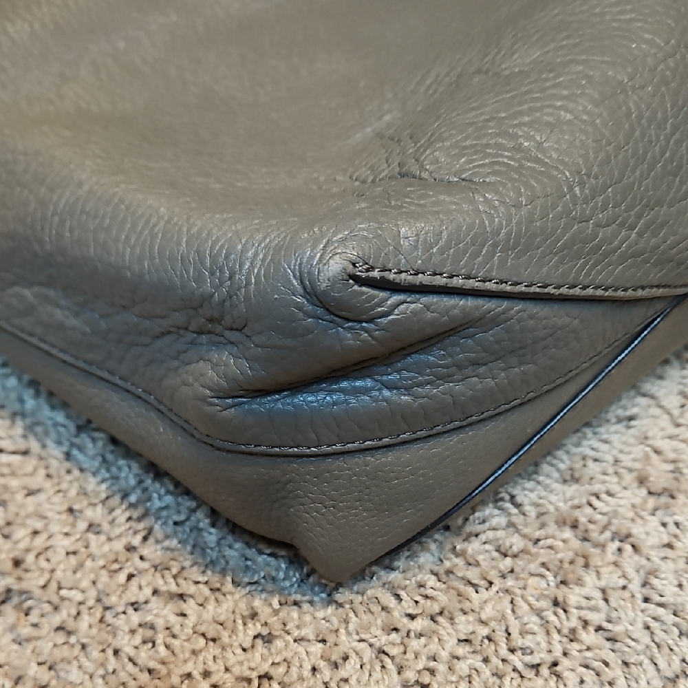 Michael Kors Junie Large Pebbled Leather Messenger Bag - Picture 8 of 16
